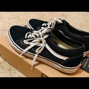 Black vans